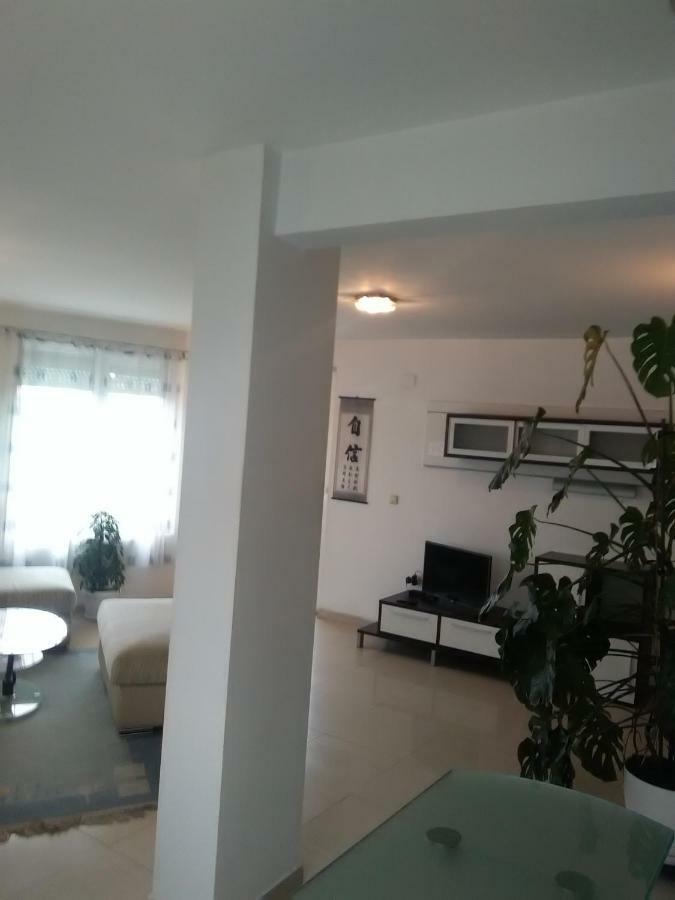 2 Rooms Apartment Plovdiv Kichuk Paris Экстерьер фото